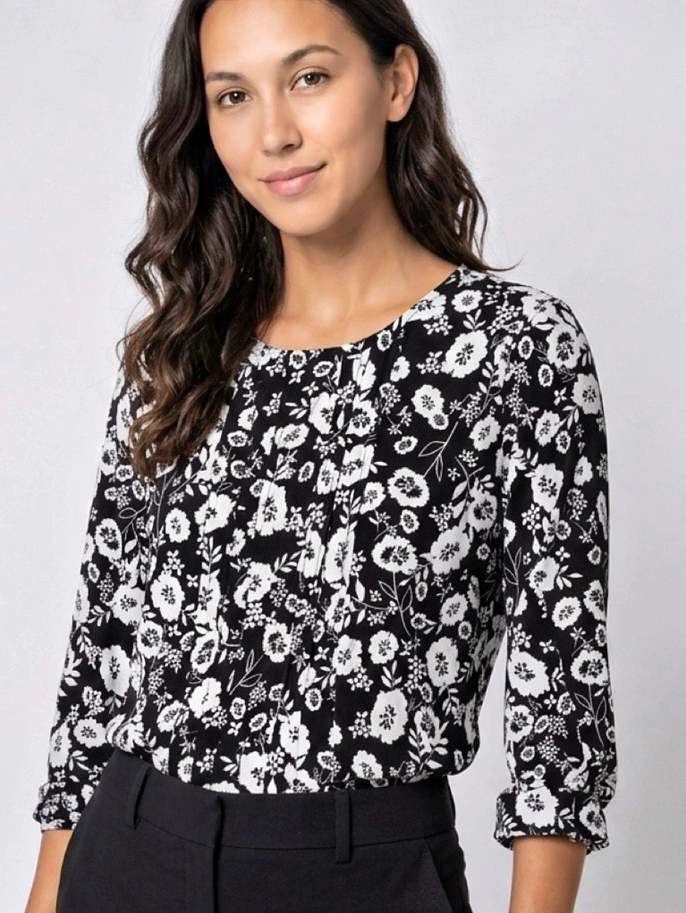 Karl Lagerfeld Floral Blouse in Black & White Size Small NWOT